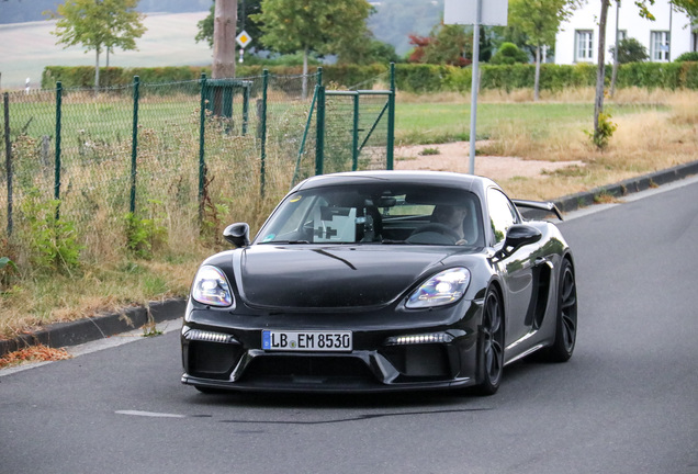 Porsche 718 Cayman GT4