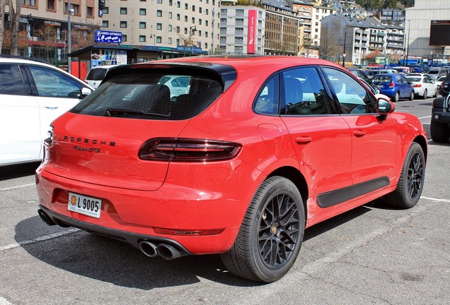 Porsche 95B Macan GTS