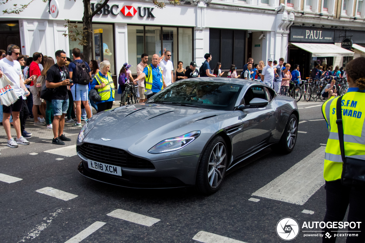 Aston Martin DB11