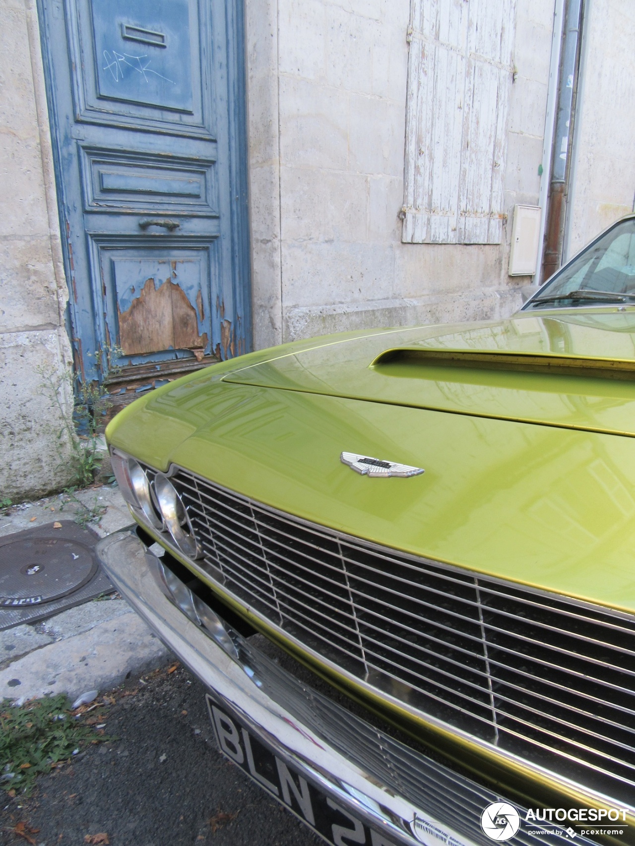 Aston Martin DBS Vantage