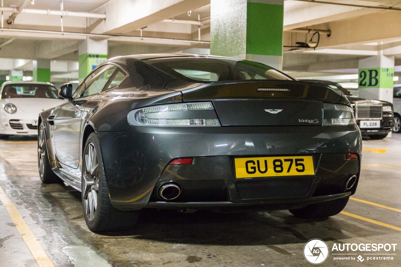 Aston Martin V8 Vantage S