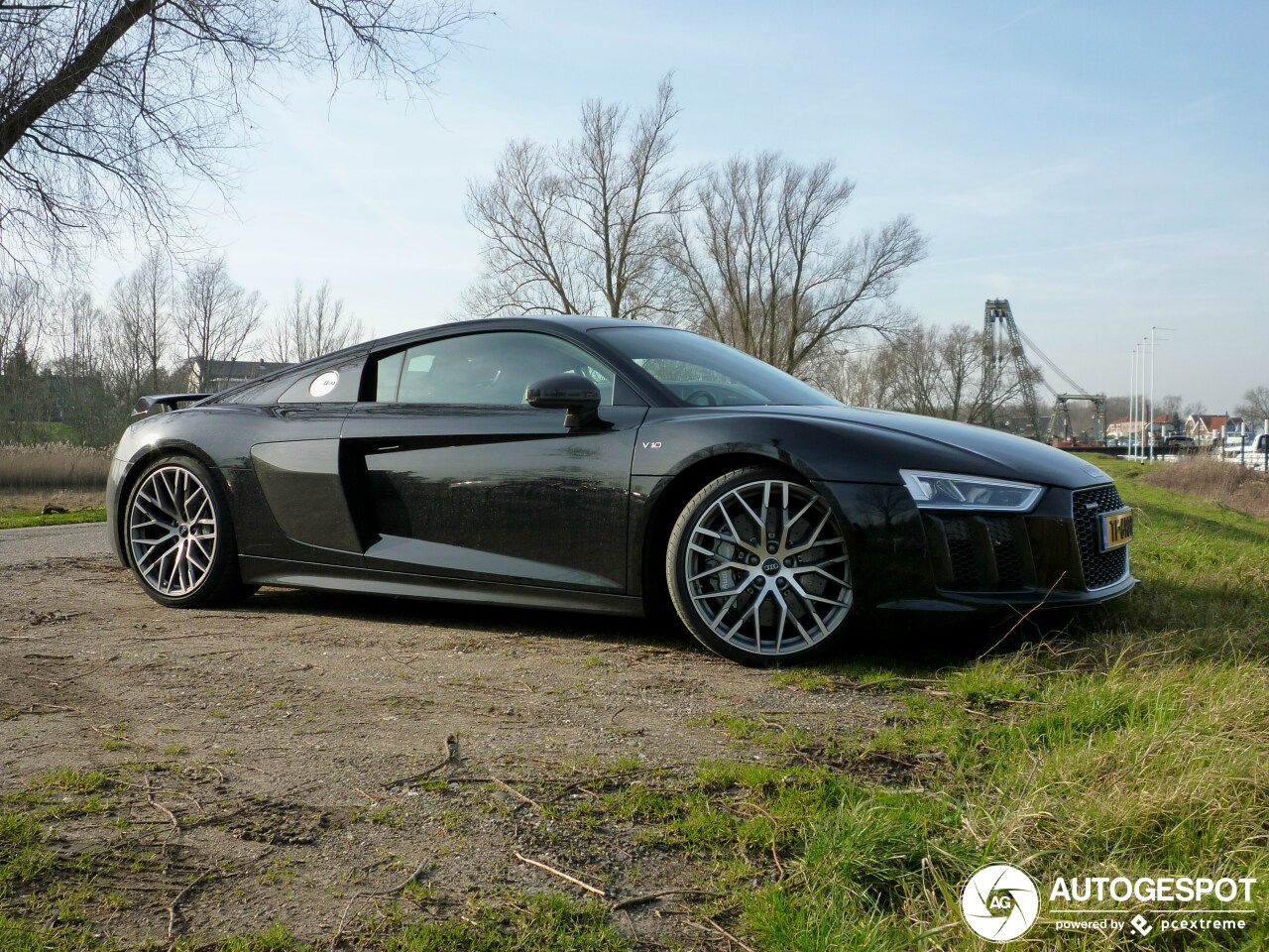 Audi R8 V10 Plus 2015