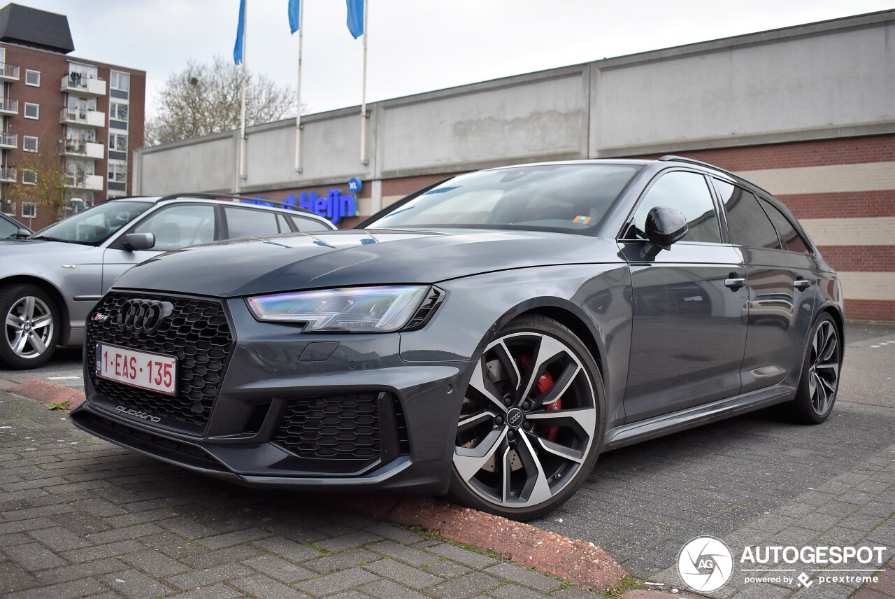 Audi RS4 Avant B9