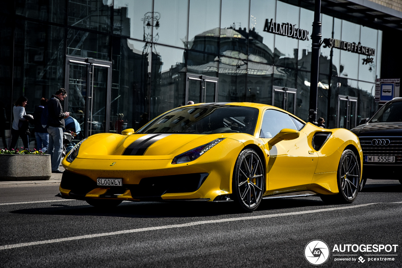 Ferrari 488 Pista