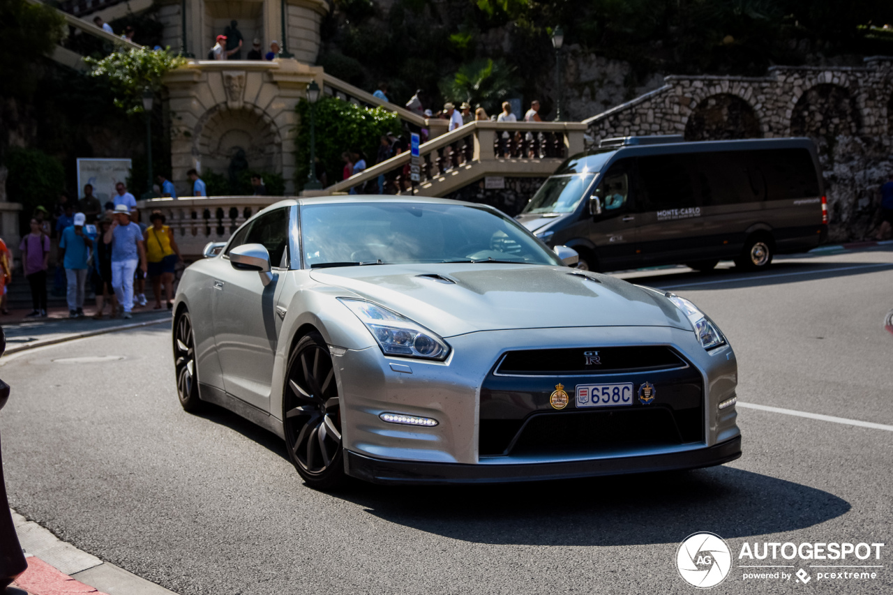 Nissan GT-R 2014