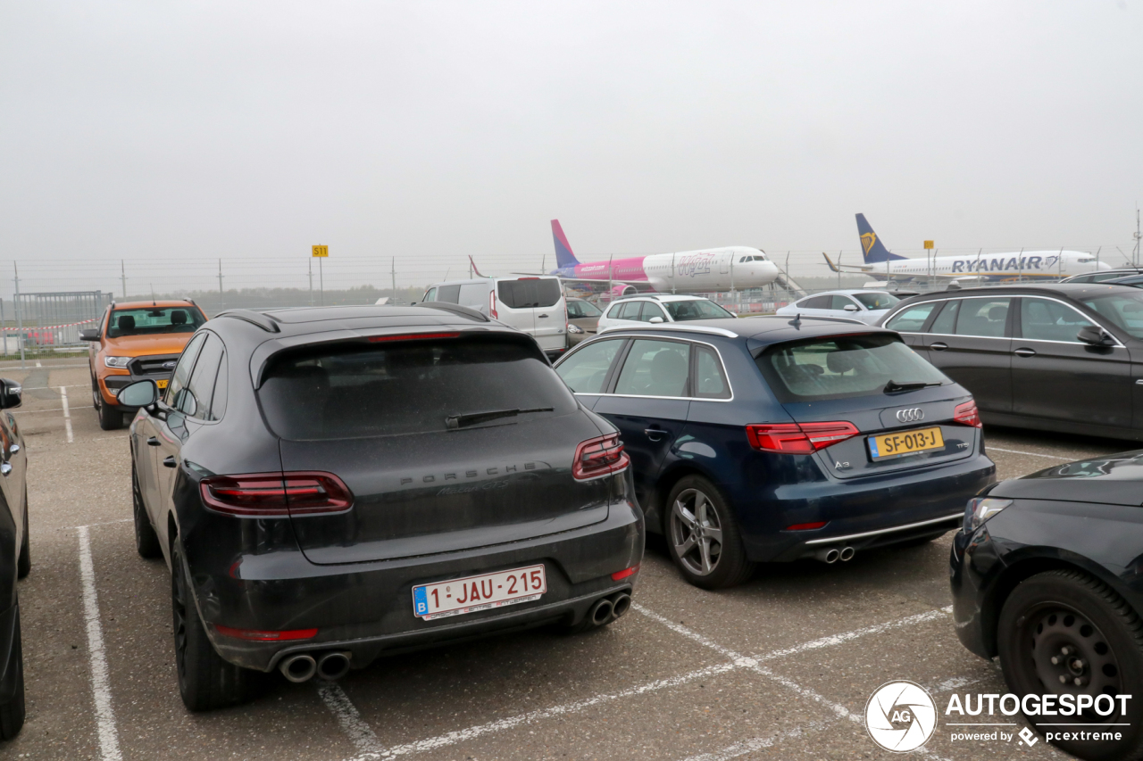 Porsche 95B Macan GTS