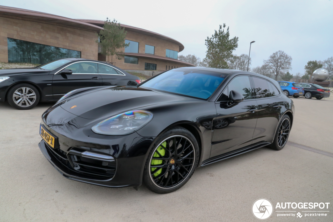 Porsche 971 Panamera Turbo S E-Hybrid Sport Turismo