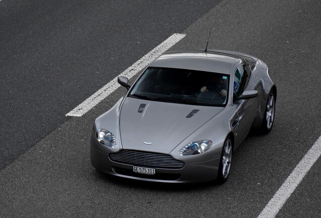 Aston Martin V8 Vantage