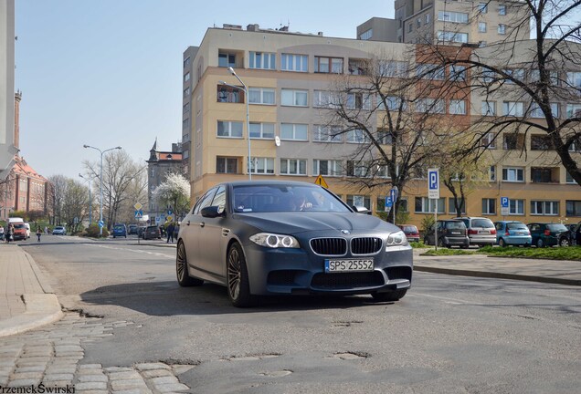 BMW M5 F10 2011