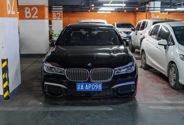 BMW M760Li xDrive