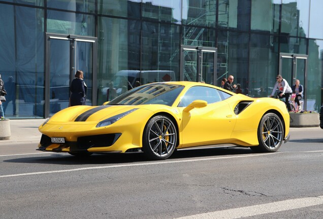 Ferrari 488 Pista