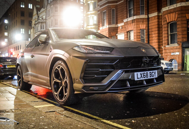 Lamborghini Urus