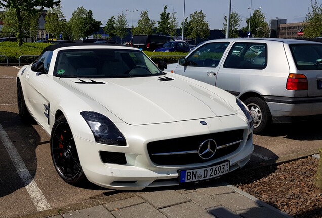 Mercedes-Benz SLS AMG Roadster