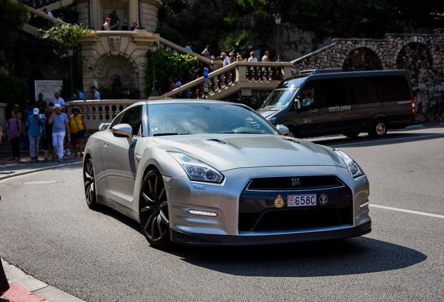 Nissan GT-R 2014