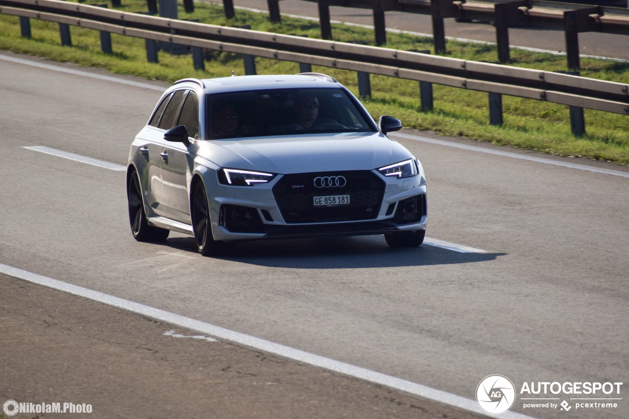 Audi RS4 Avant B9