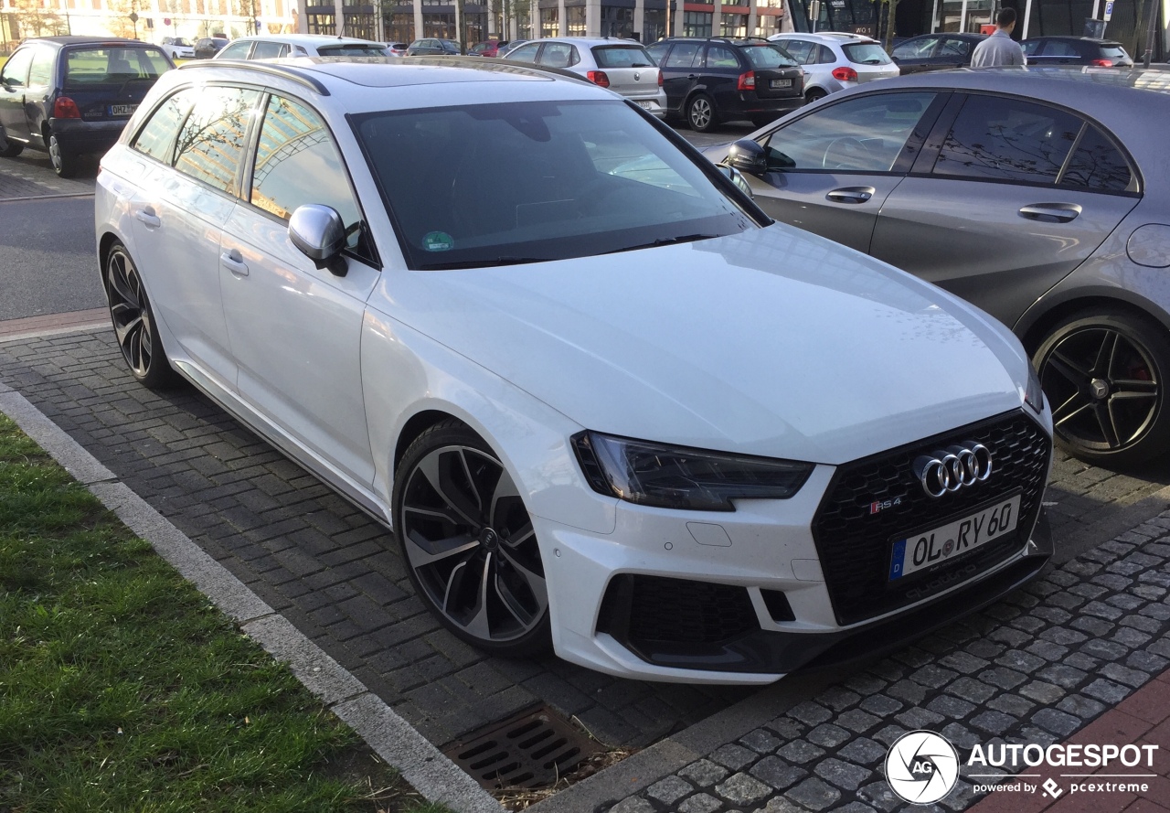 Audi RS4 Avant B9