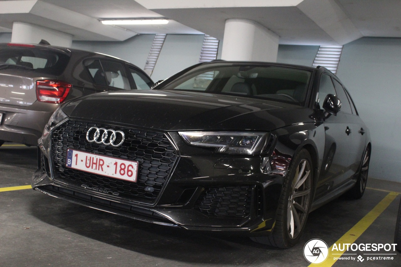 Audi RS4 Avant B9