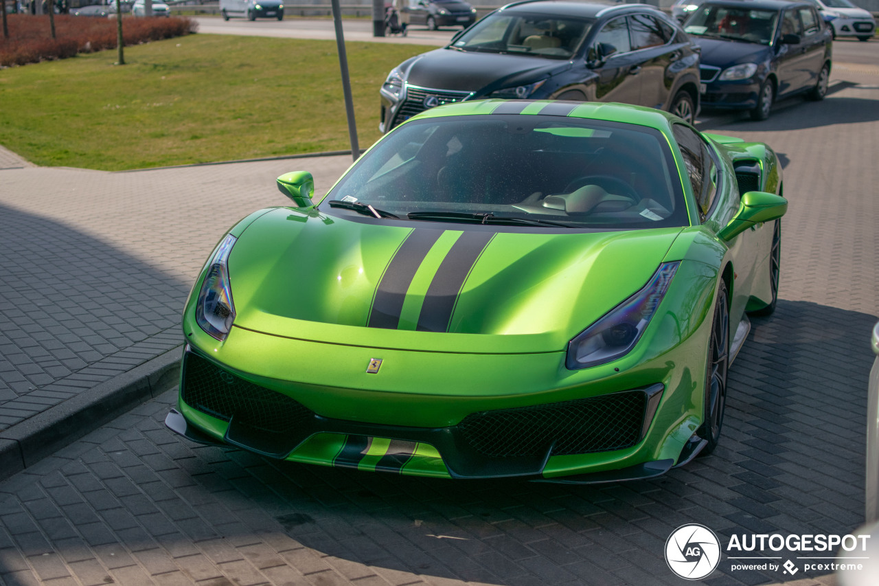 Ferrari 488 Pista