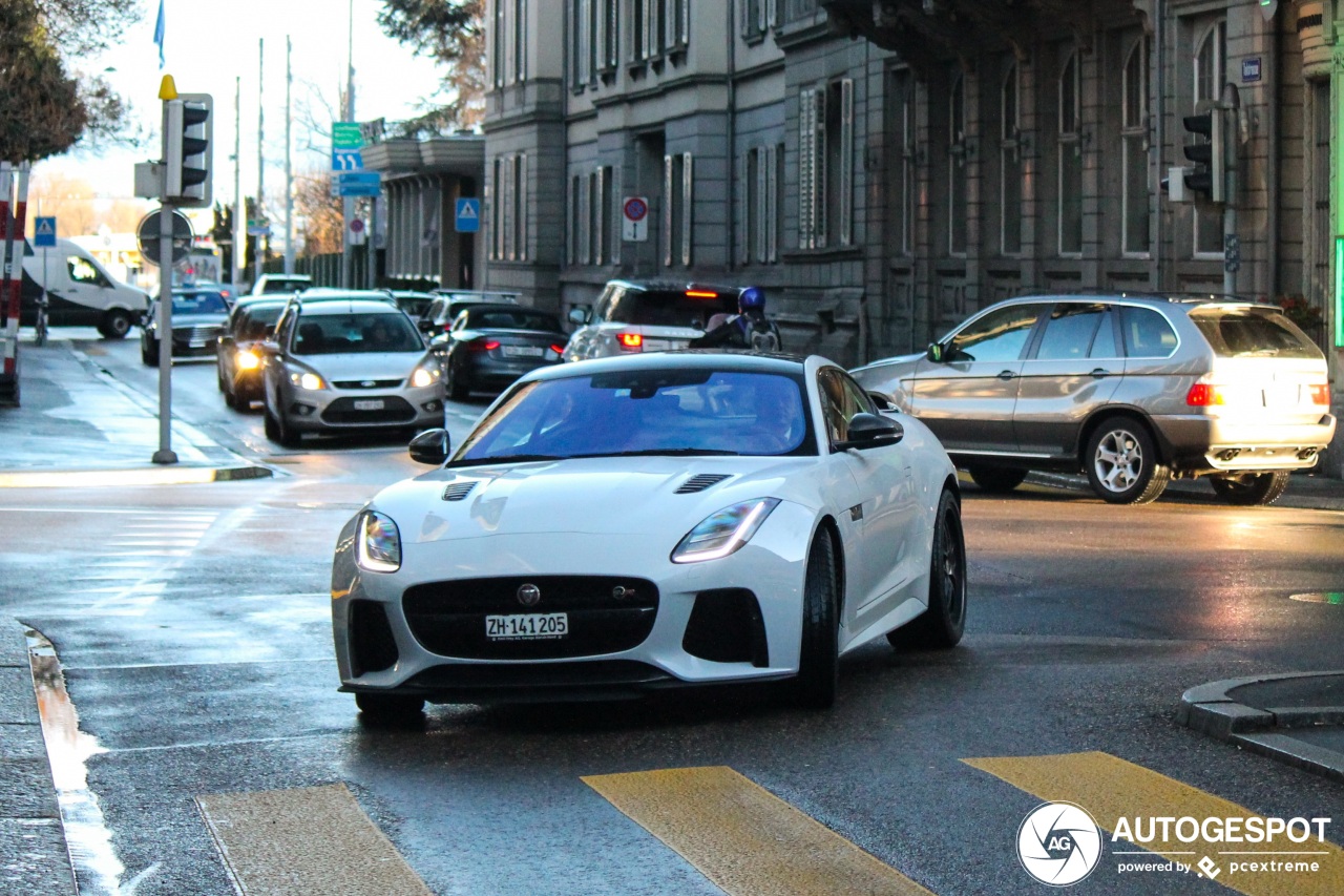 Jaguar F-TYPE SVR Coupé 2017