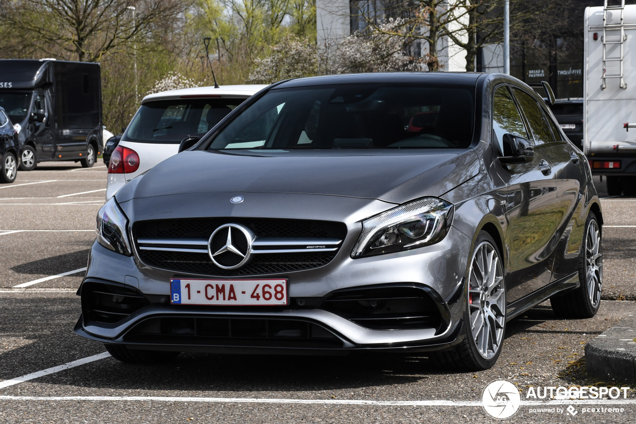 Mercedes-AMG A 45 W176 2015