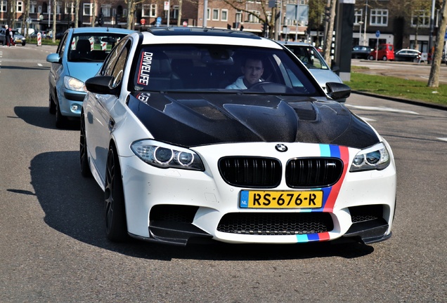 BMW M5 F10 2011