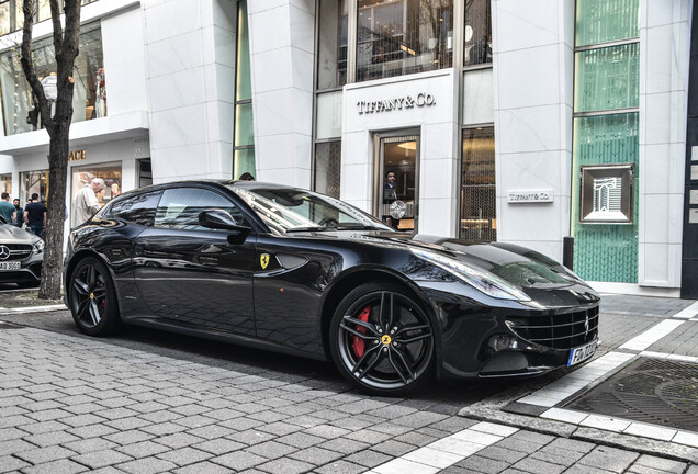 Ferrari FF