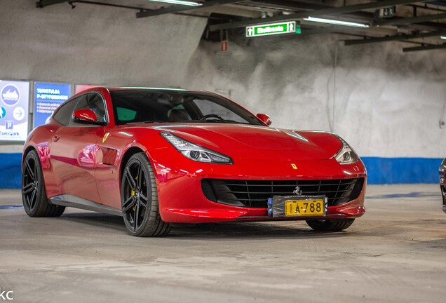 Ferrari GTC4Lusso