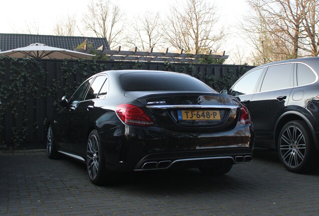 Mercedes-AMG C 63 S W205