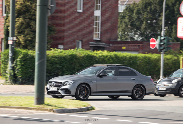 Mercedes-AMG E 63 S W213 Edition 1