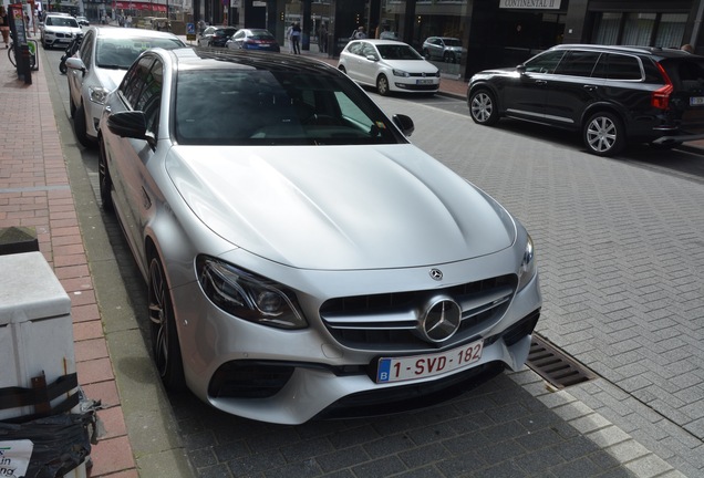 Mercedes-AMG E 63 S W213