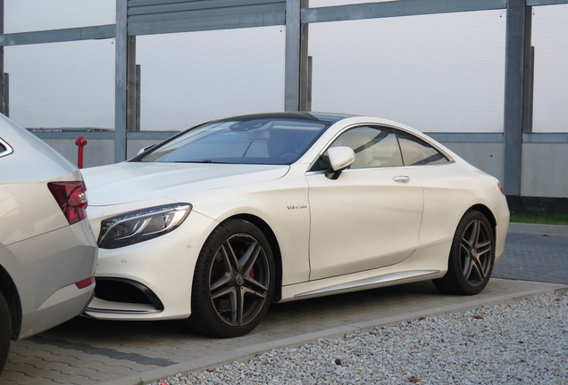 Mercedes-Benz S 63 AMG Coupé C217