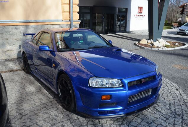 Nissan Skyline R34 GT-R