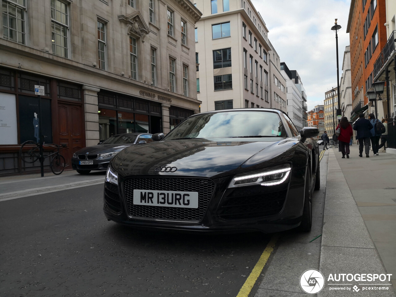 Audi R8 V8 Spyder 2013