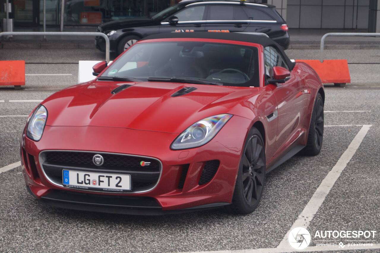 Jaguar F-TYPE S V8 Convertible