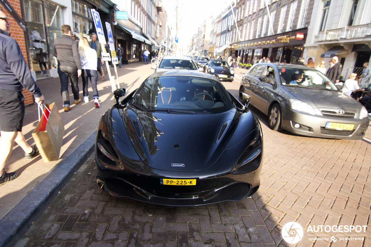 McLaren 720S