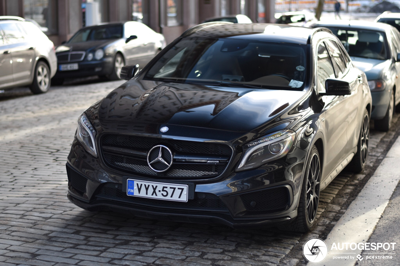 Mercedes-AMG GLA 45 X156