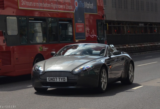 Aston Martin V8 Vantage Roadster