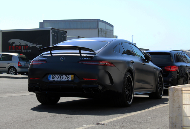 Mercedes-AMG GT 63 S X290