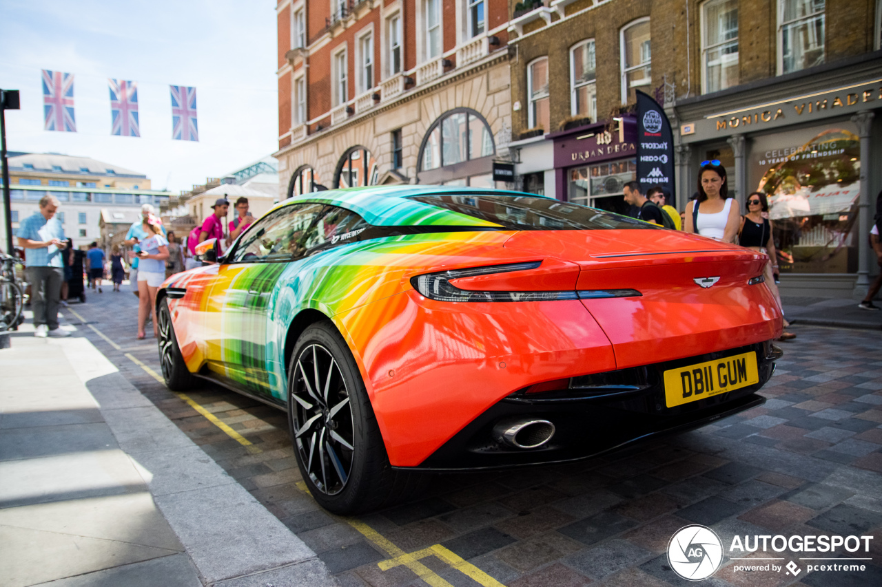 Aston Martin DB11