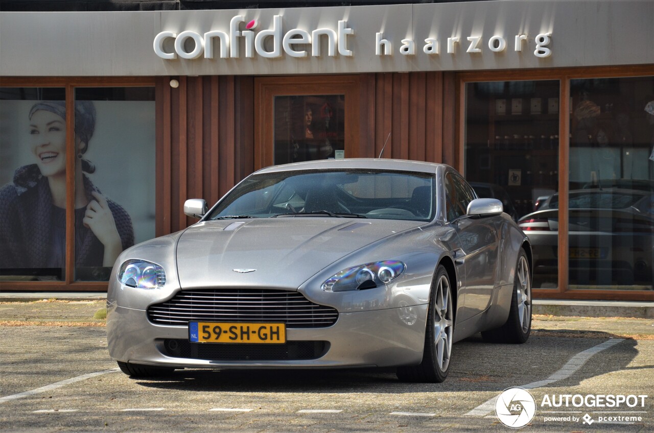 Aston Martin V8 Vantage