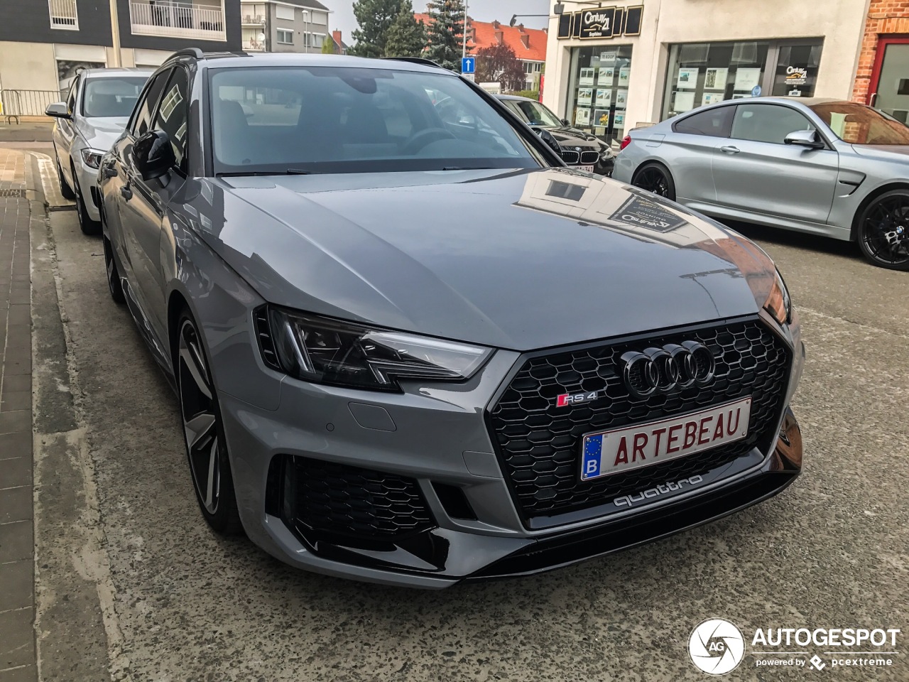 Audi RS4 Avant B9