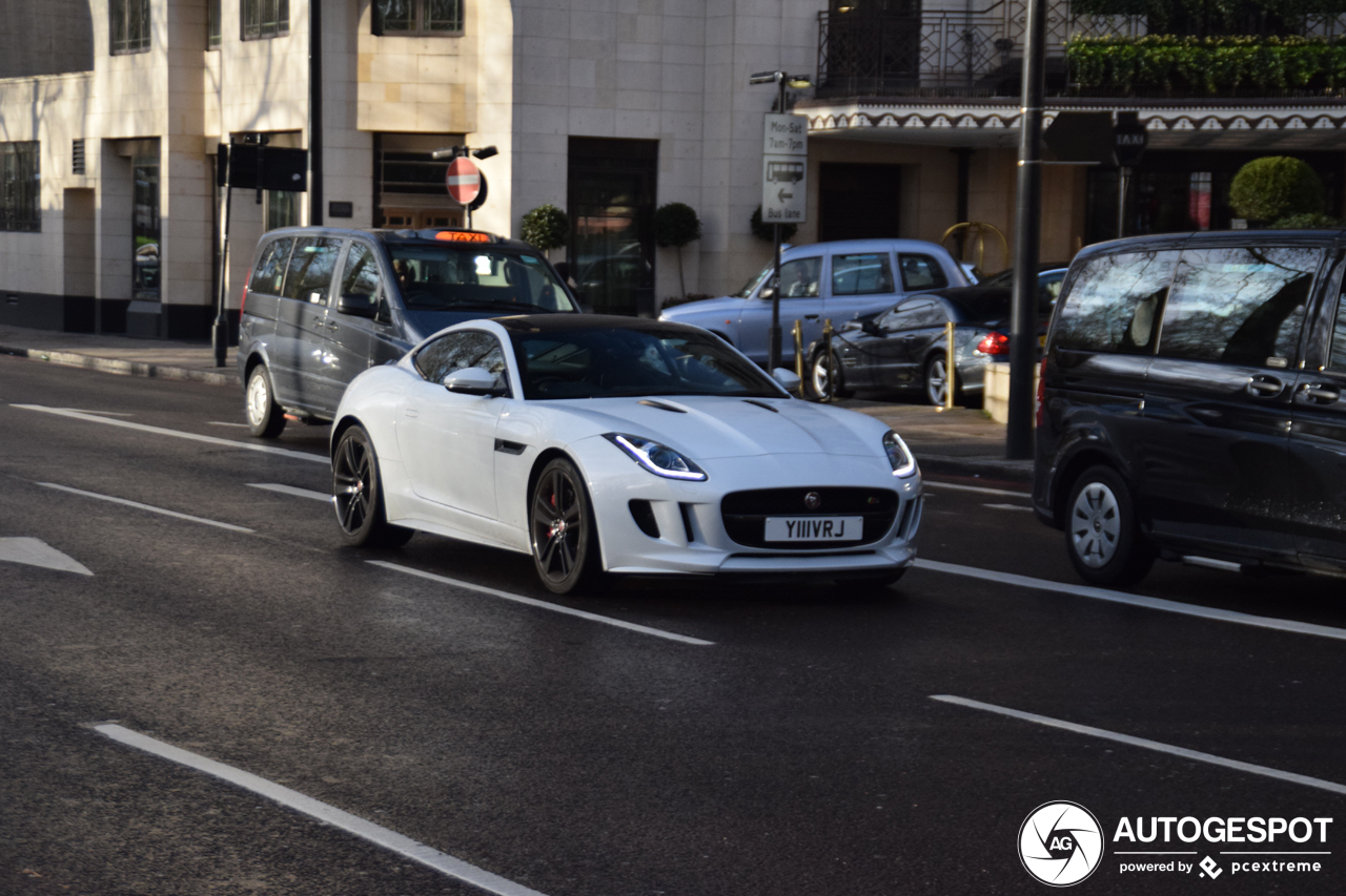 Jaguar F-TYPE S Coupé