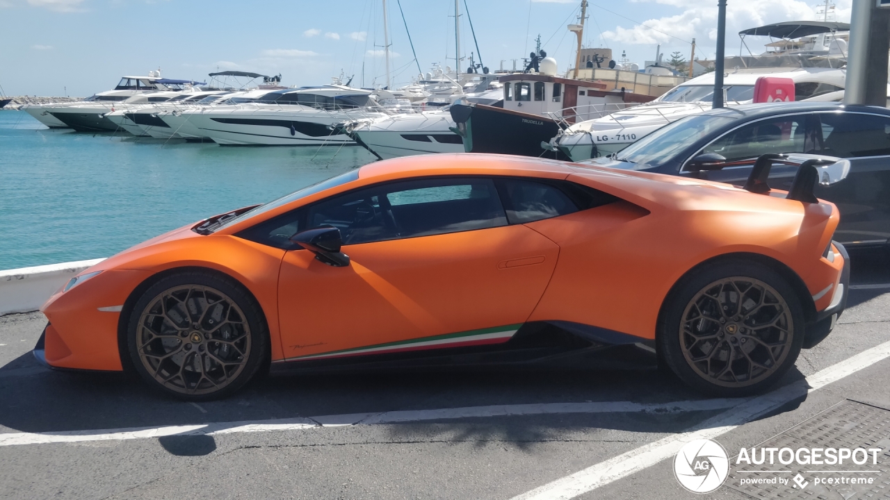 Lamborghini Huracán LP640-4 Performante