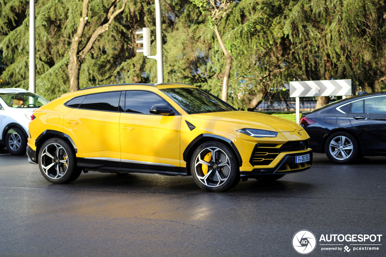 Lamborghini Urus