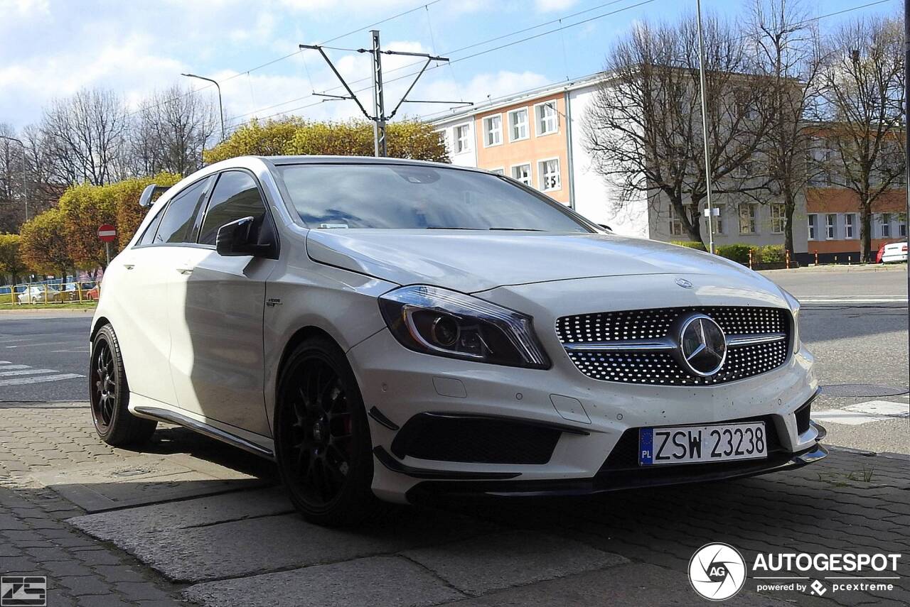 Mercedes-Benz A 45 AMG