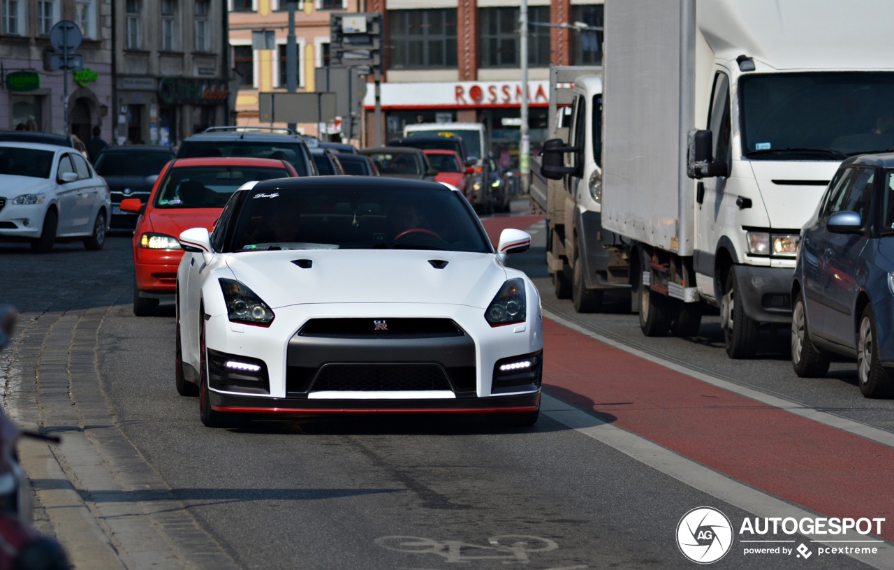 Nissan GT-R 2013