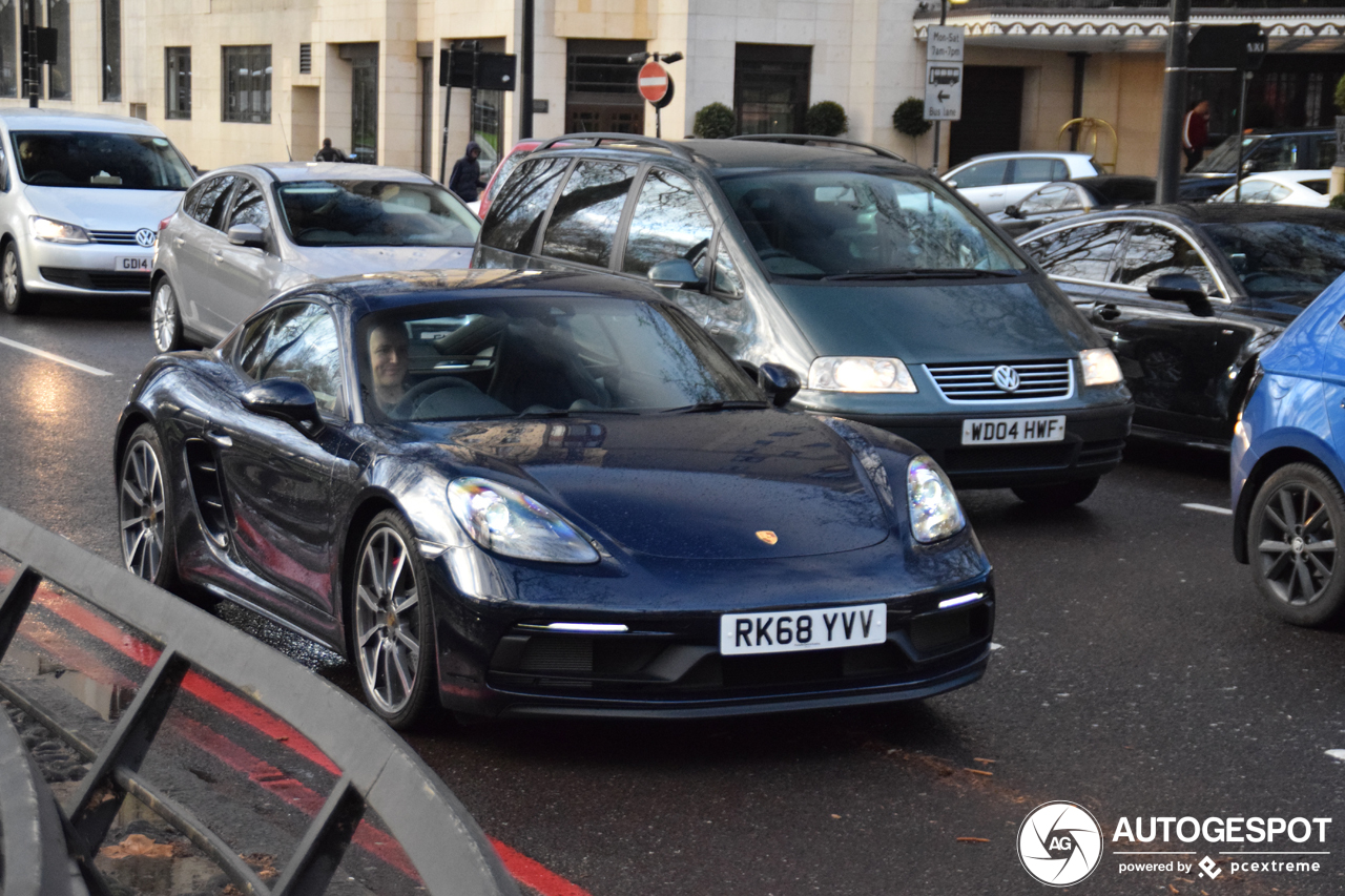 Porsche 718 Cayman S