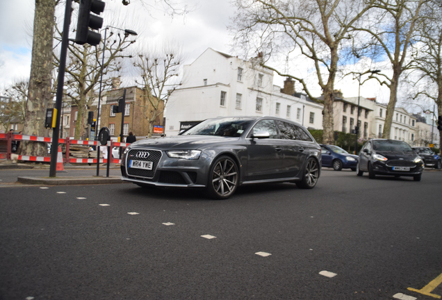 Audi RS4 Avant B8