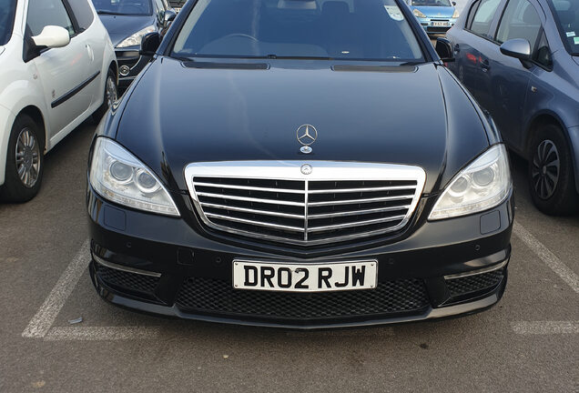 Mercedes-Benz S 63 AMG W221 2010