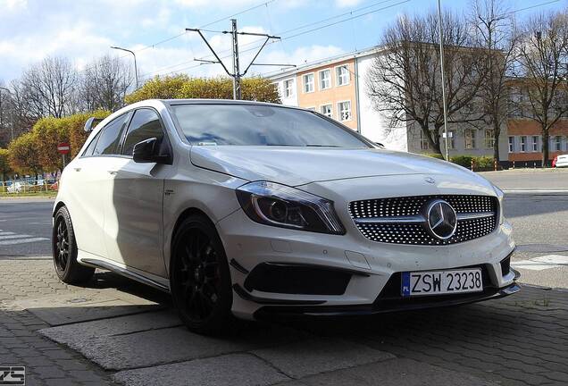 Mercedes-Benz A 45 AMG